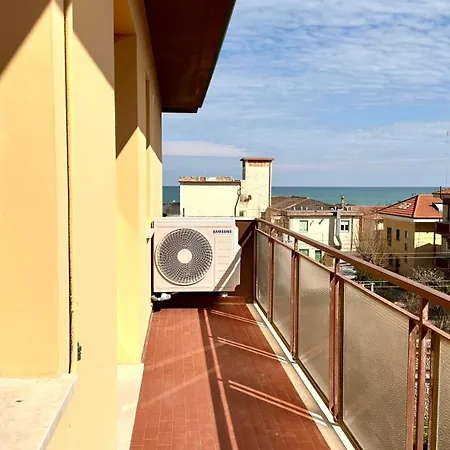 Se041 - Senigallia, Quadrilocale Accessoriato A 150mt Dal Mare * סניגליה